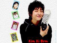 KimKiBumWall4