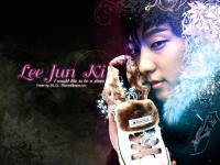 Lee JUN KI : I would like to be a shose.