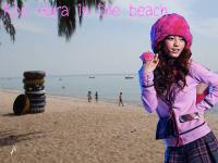 Koo Hara on the beach