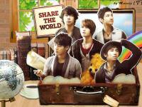 Dong Bang Shin Ki 27 single... Share The World Ver. 2