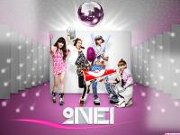 2NE1 : Pink Mirror Ball