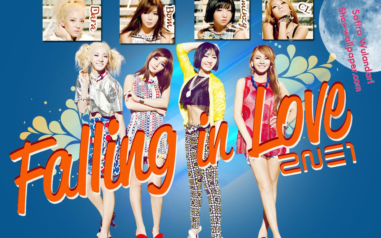 2NE1 - FALLING IN LOVE (Japanese Ver.) Short Ver. - YouTube