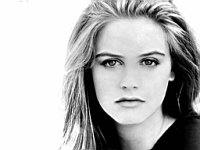Alicia_Silverstone_080014