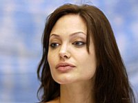 Angelina_Jolie_080042