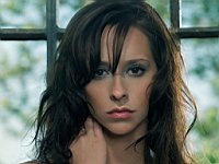 Jennifer_Love_Hewitt_080014