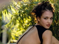 Jessica_Alba_080018