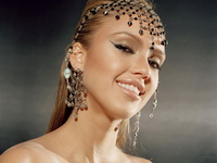 Jessica_Alba_080022