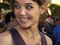 Katie_Holmes_080039