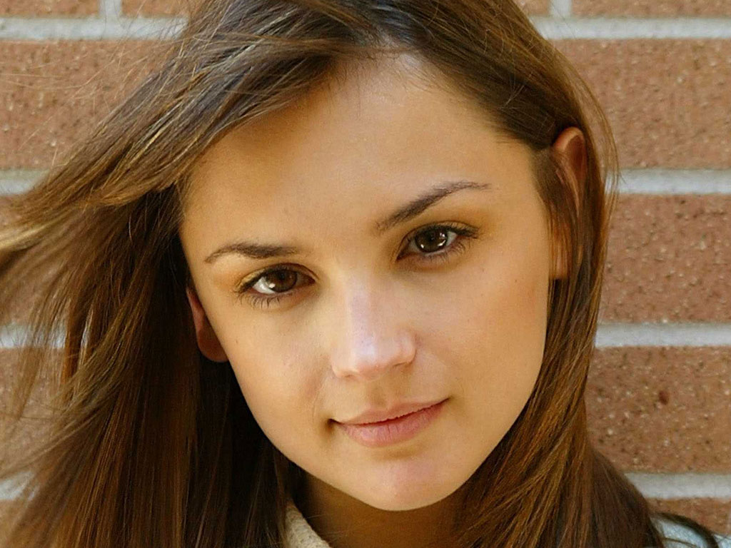 Rachael Leigh Cook - Images