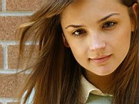 Rachael_Leigh_Cook_080019