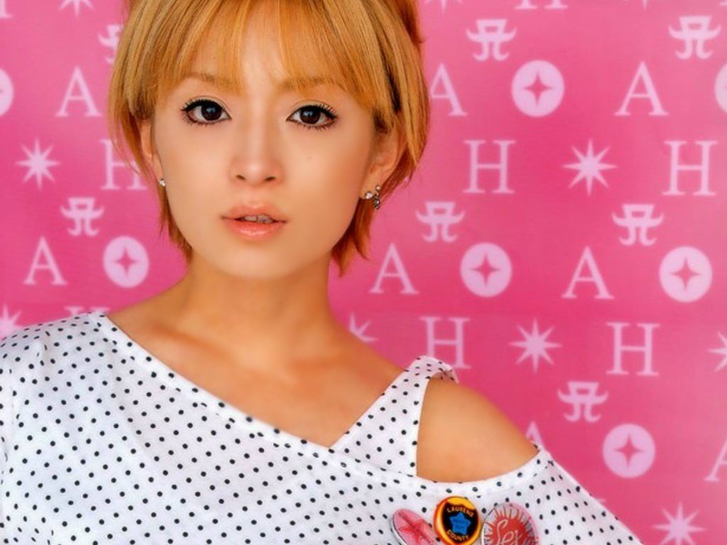 Ayumi Hamasaki - Wallpaper Actress