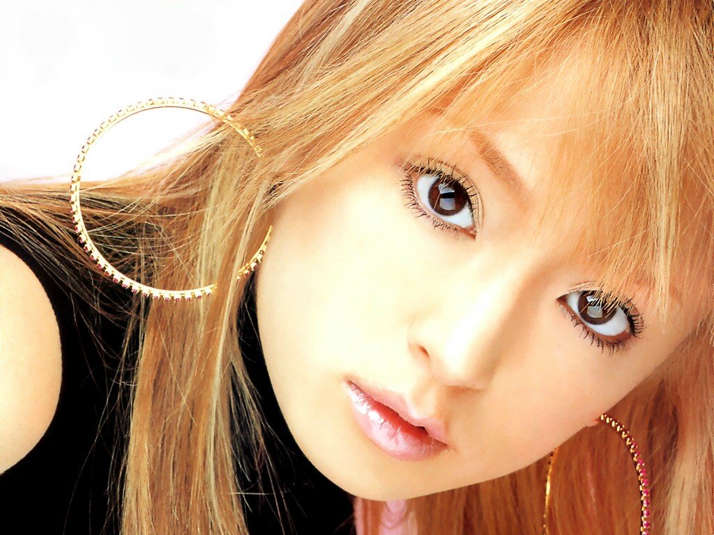 Ayumi Hamasaki Wallpaper