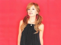 Ayumi_Hamasaki_040030