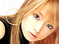 Ayumi_Hamasaki_040042