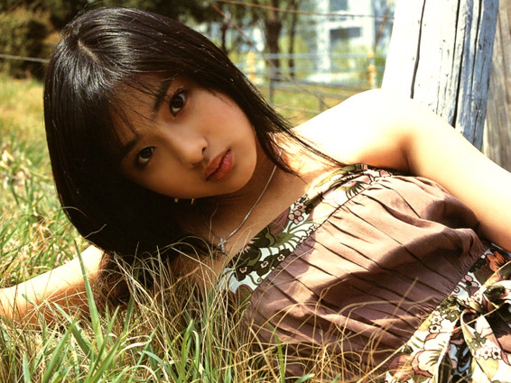 Ishihara Satomi Wallpaper.