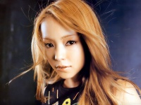 Namie_Amuro_040013