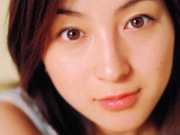 Ryoko_Hirosue_040020