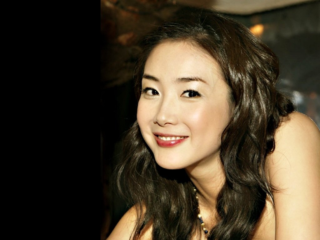 Choi Ji-woo Net Worth