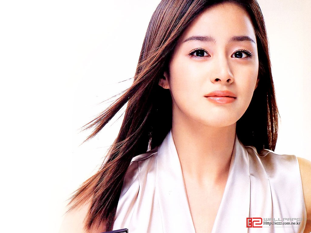 Kim Tae Hee Wallpaper