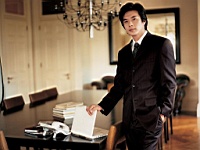 Kwon_Sang_Woo_050019