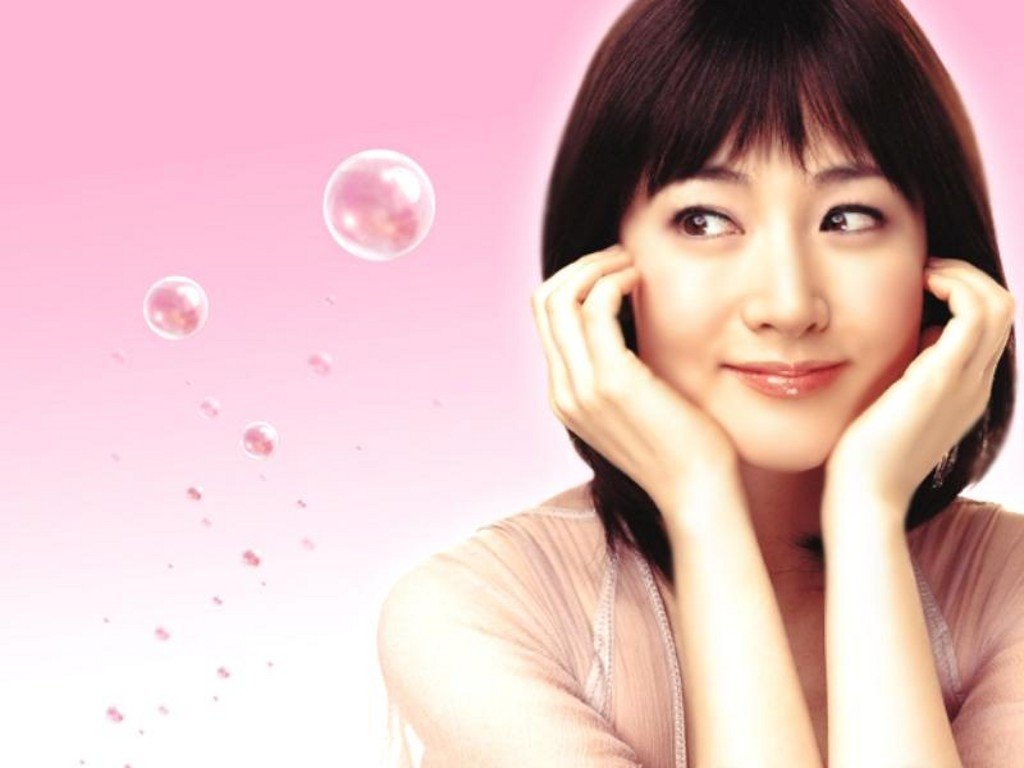 Lee Young Ae - Wallpaper