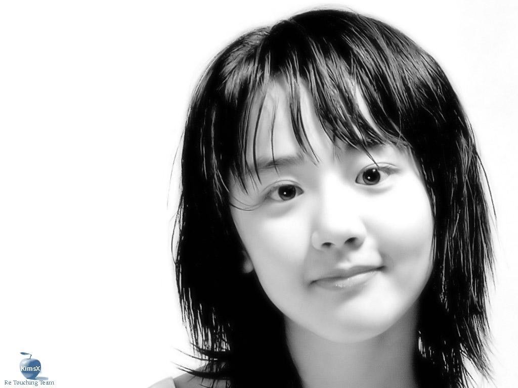 moon_geun_young_050031