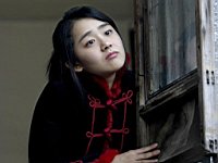 Moon_Geun_Young_050004