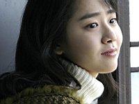 Moon_Geun_Young_050020