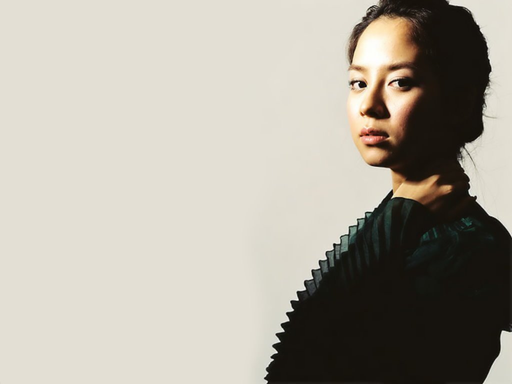 Song Ji Hyo - Wallpaper Actress