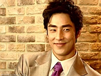 Yoo_Min_Hyuk_010012